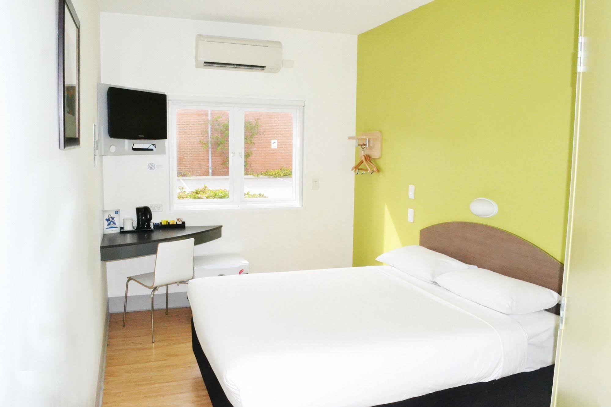 Ibis Budget Perth Airport Εξωτερικό φωτογραφία