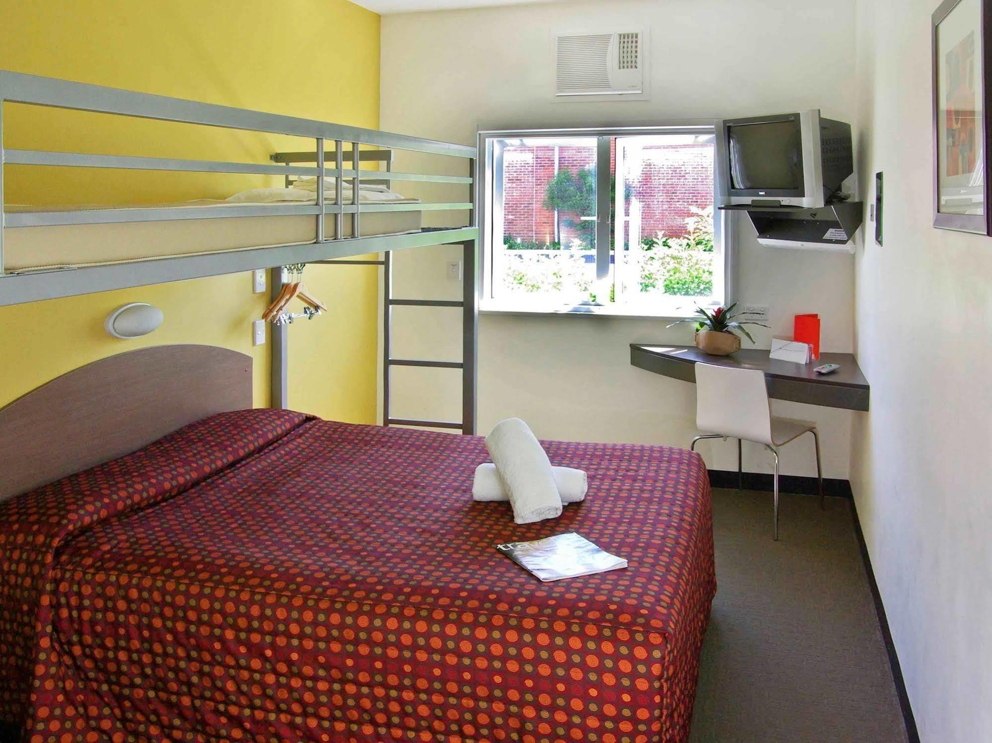 Ibis Budget Perth Airport Εξωτερικό φωτογραφία